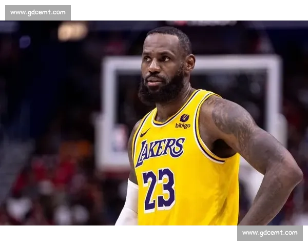 詹姆斯 40 岁高强度训练冲刺第 23 季 5260 万合同锁定湖人争冠最后窗口